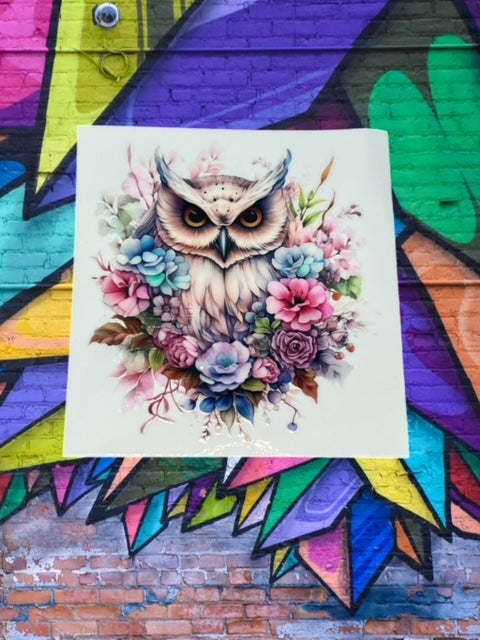 562. Floral Owl Decal