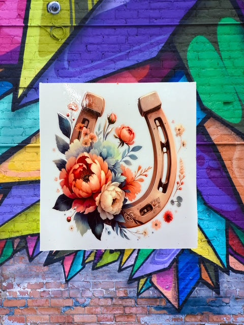 420. Floral Horseshoe Decal
