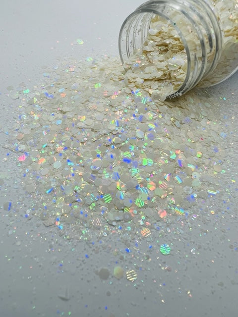 First Snow- Flat Holographic White Glitter 1-1