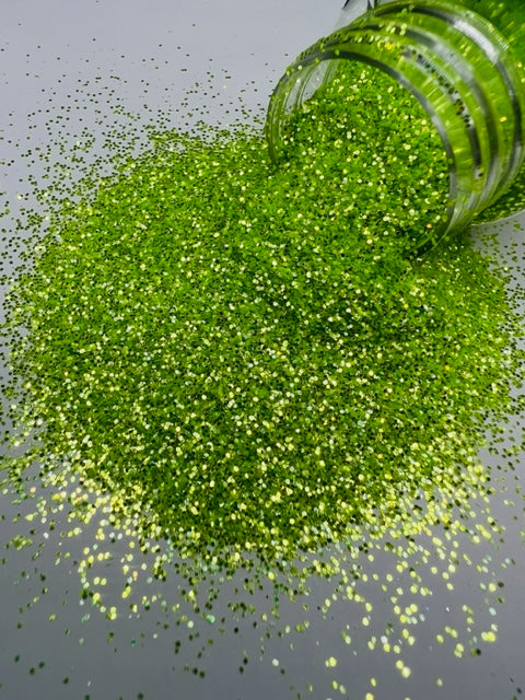 Paranormal - Fine Plus Neon Green Glitter 2-10