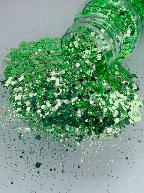Fishtail Palms - Green Chrome Chunky Mixed Glitter 4-8