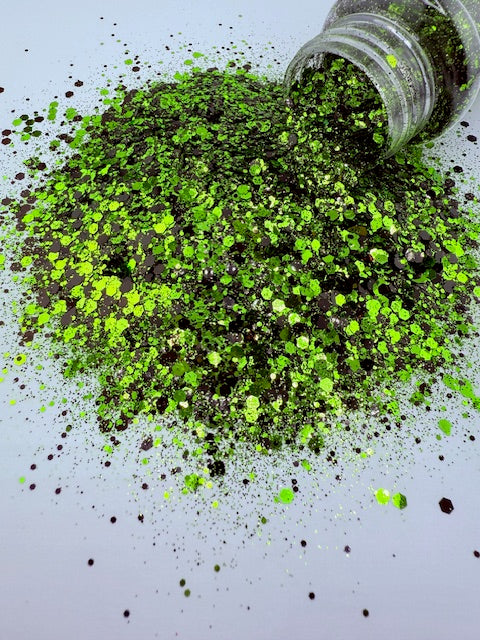Creepy Cauldron- Green and Black Chunky Mixed Glitter 5-4