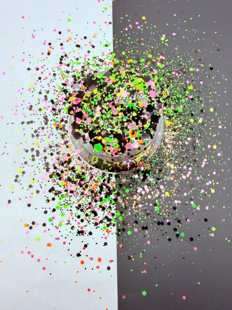 Halloween Party- Black Green Orange Textured Pink Chunky Glow Glitter 14-1