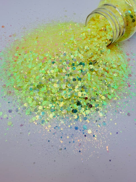 Opal Cream - Cream Colored Opal Chunky Mixed Glitter 5-6
