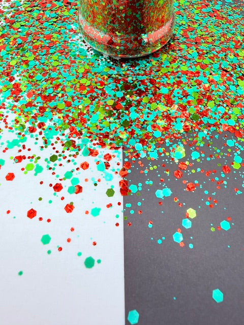 Mistletoe Manor- Crinkled Red and Green Chunky Custom Mixed Glitter