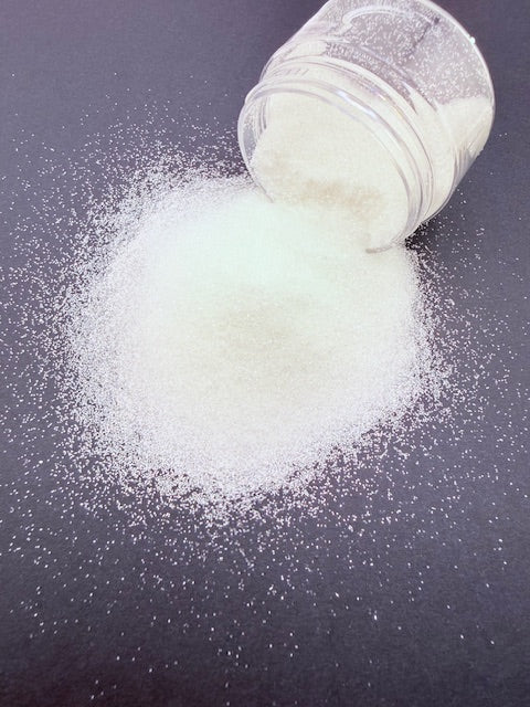 Clear White Cheat Glitter 4-3