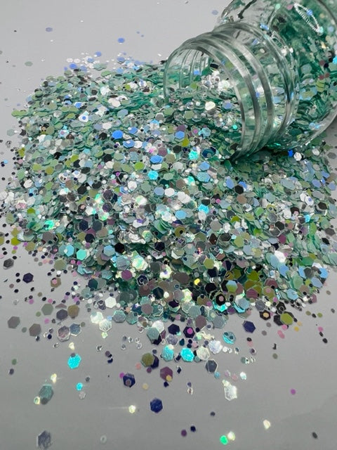 Delusional- Green Mirror Mixed glitter 2-3